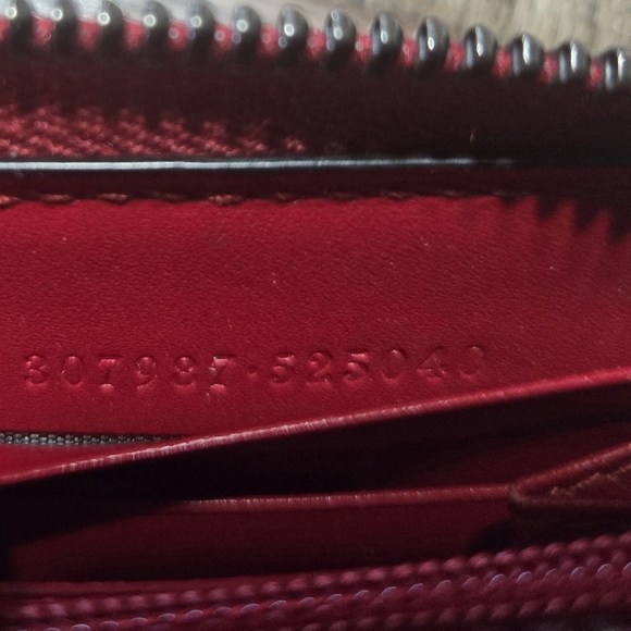 Gucci Guccissima Zip Around Wallet - Picture 15 of 16